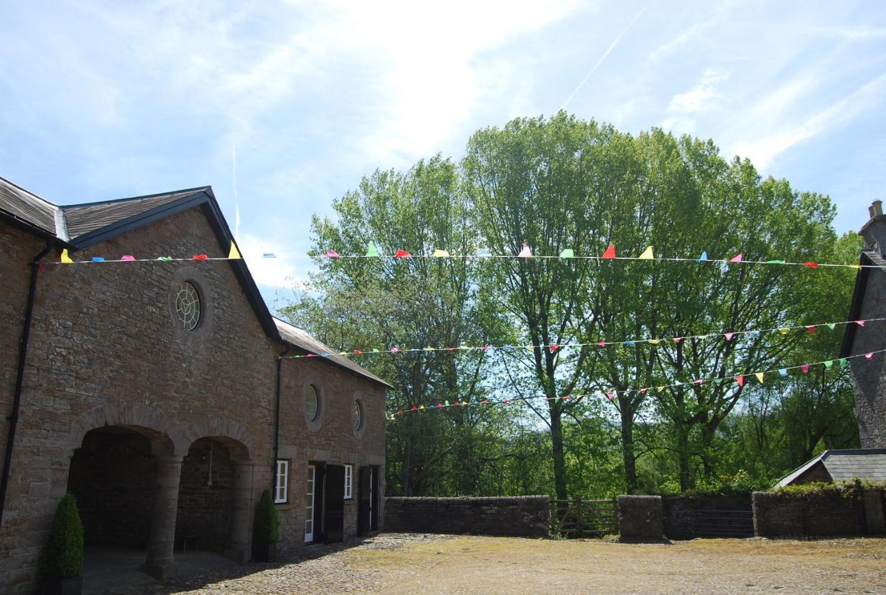 Glanhenwye Courtyard Cottages Glasbury Exterior photo
